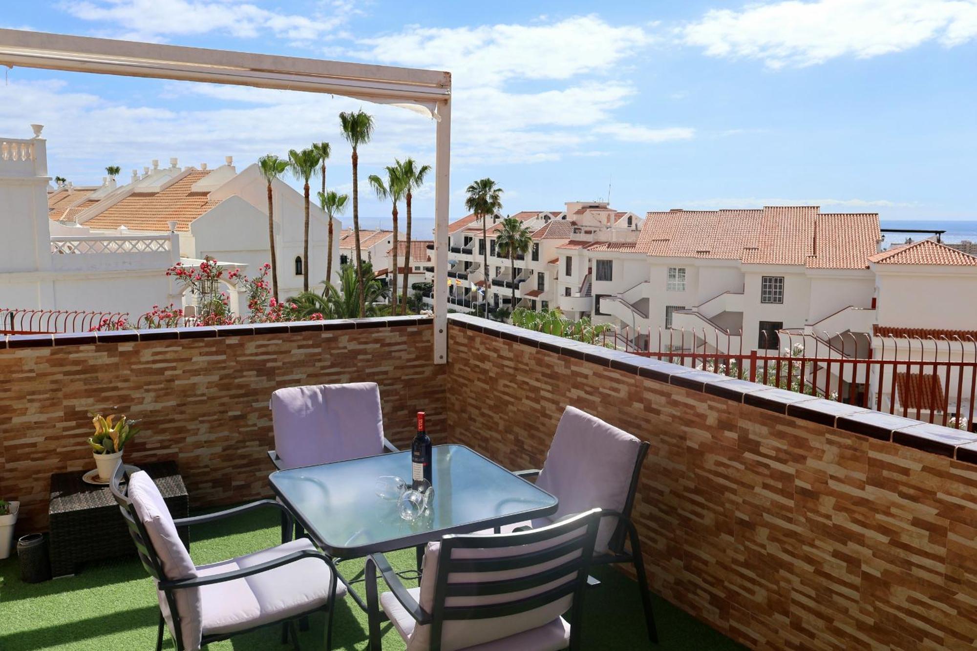 The Heights Apartment Los Cristianos لوس كريستيانوس المظهر الخارجي الصورة